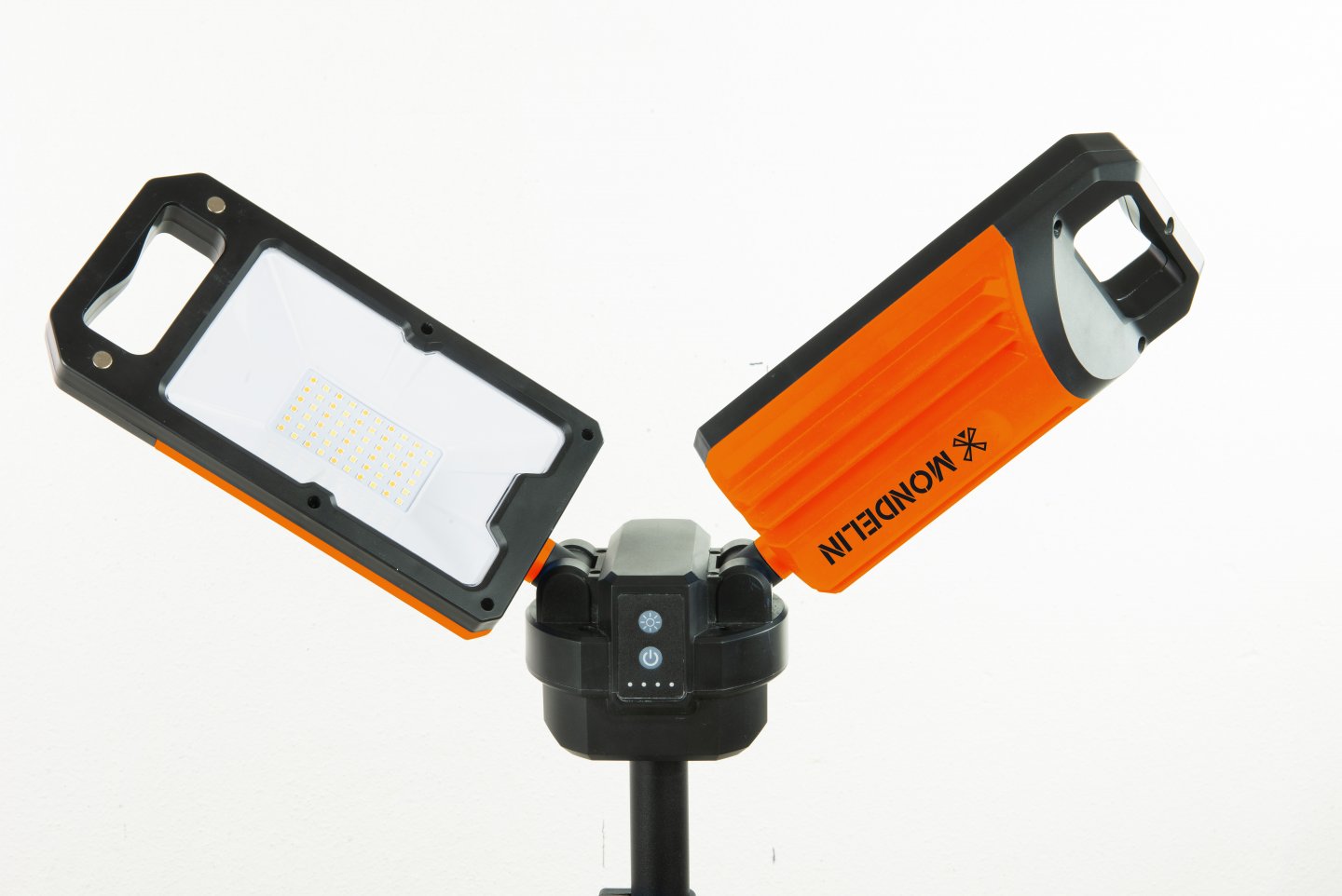 Lámpara de trabajo telescópica flash 06
