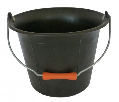 Cubo de plástico con asa